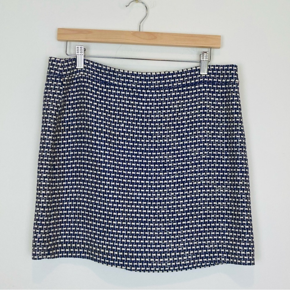 J. Crew blue, black and white silk blend tweed mini skirt w/ metallic threads. 8